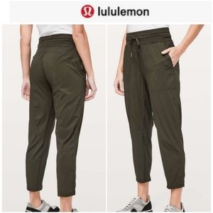 *SOLD* Dance Studio Crop Size 8